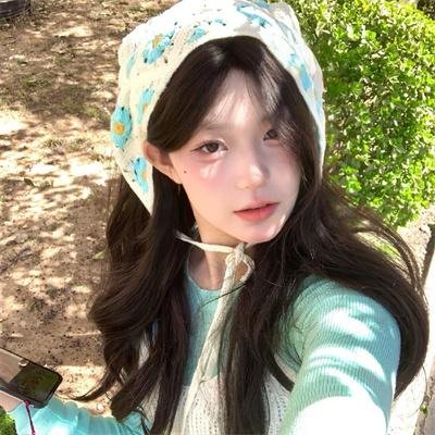 燕子与鹦鹉